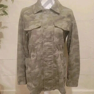 Caslon Camouflage Utility Jacket Snap Closure Size SMALL Pockets Cinch Waist.